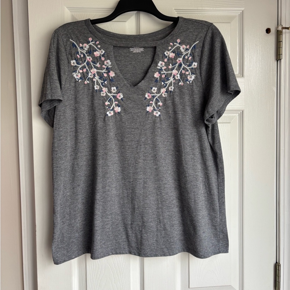 Lane Bryant Gray V‑Neck Top with Pink & White Floral Embroidery